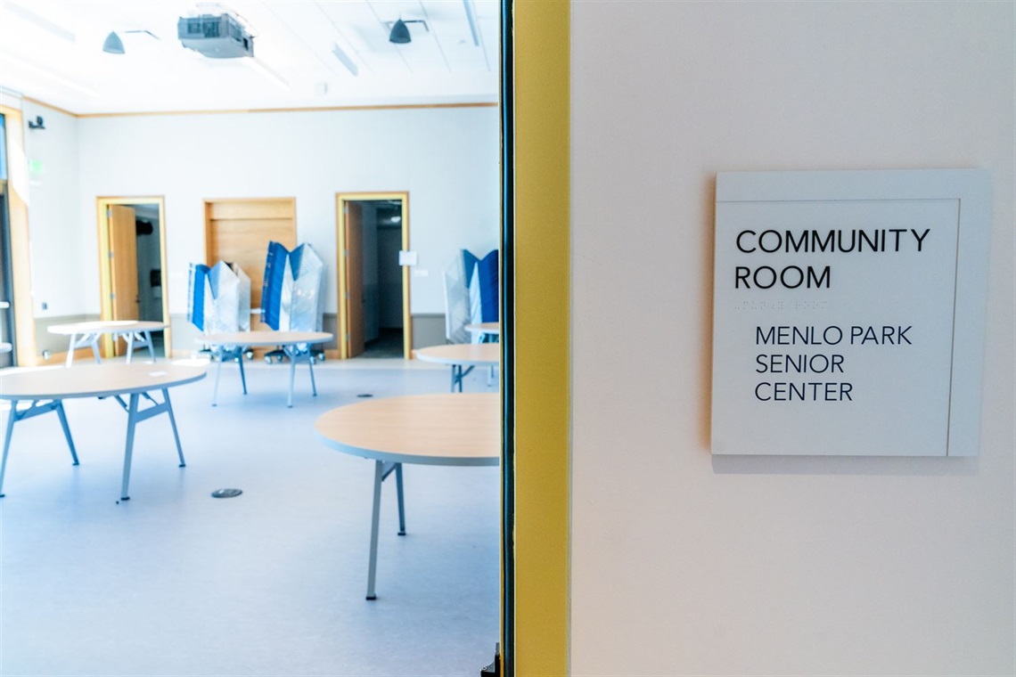 BHCC_seniors-glamour.jpg