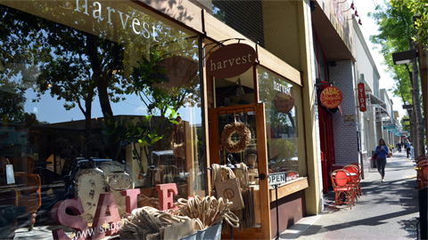 Downtown menlo park storefront
