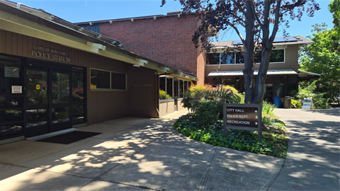 Police Department lobby exterior