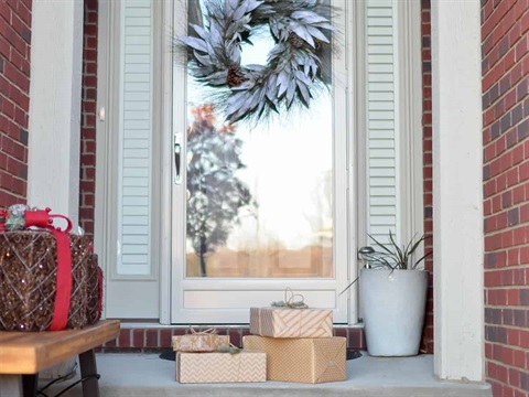 holiday-packages-sitting-on-doorstep